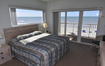 Gulf/Beach Side Master Bedroom