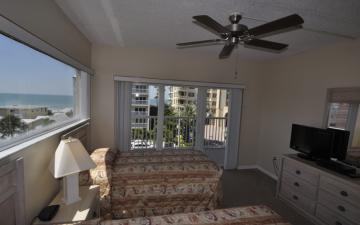 Bay Side Bedroom Beautiful Views